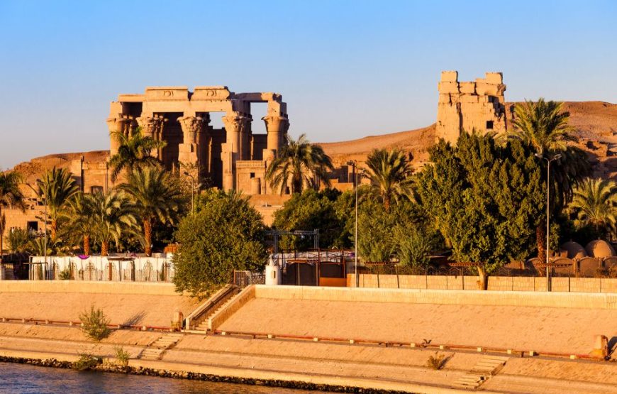 Temples of Edfu and Kom Ombo